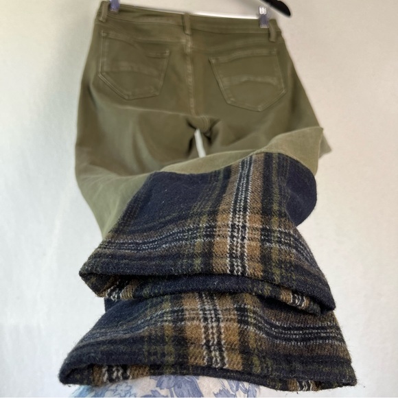 Driftwood Collette green cropped denim pants women’s 27 flannel trimmed jeans - Picture 13 of 16
